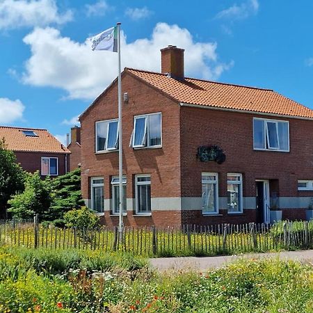 Bed And Breakfast Het Bureau Texel De Koog  Exteriör bild
