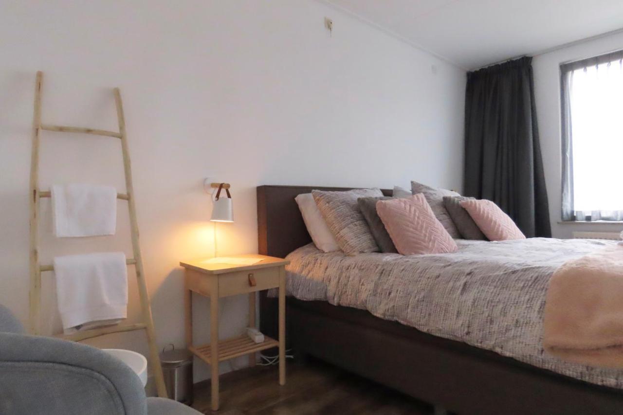 Bed And Breakfast Het Bureau Texel De Koog  Exteriör bild